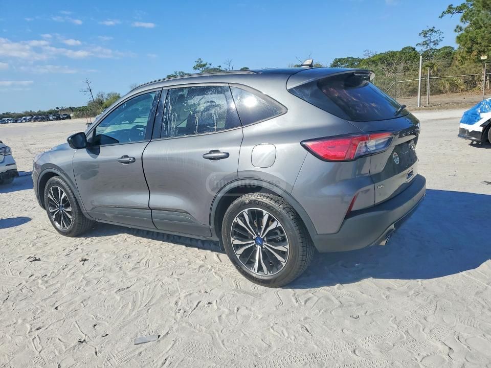 Ford Escape - фото 2