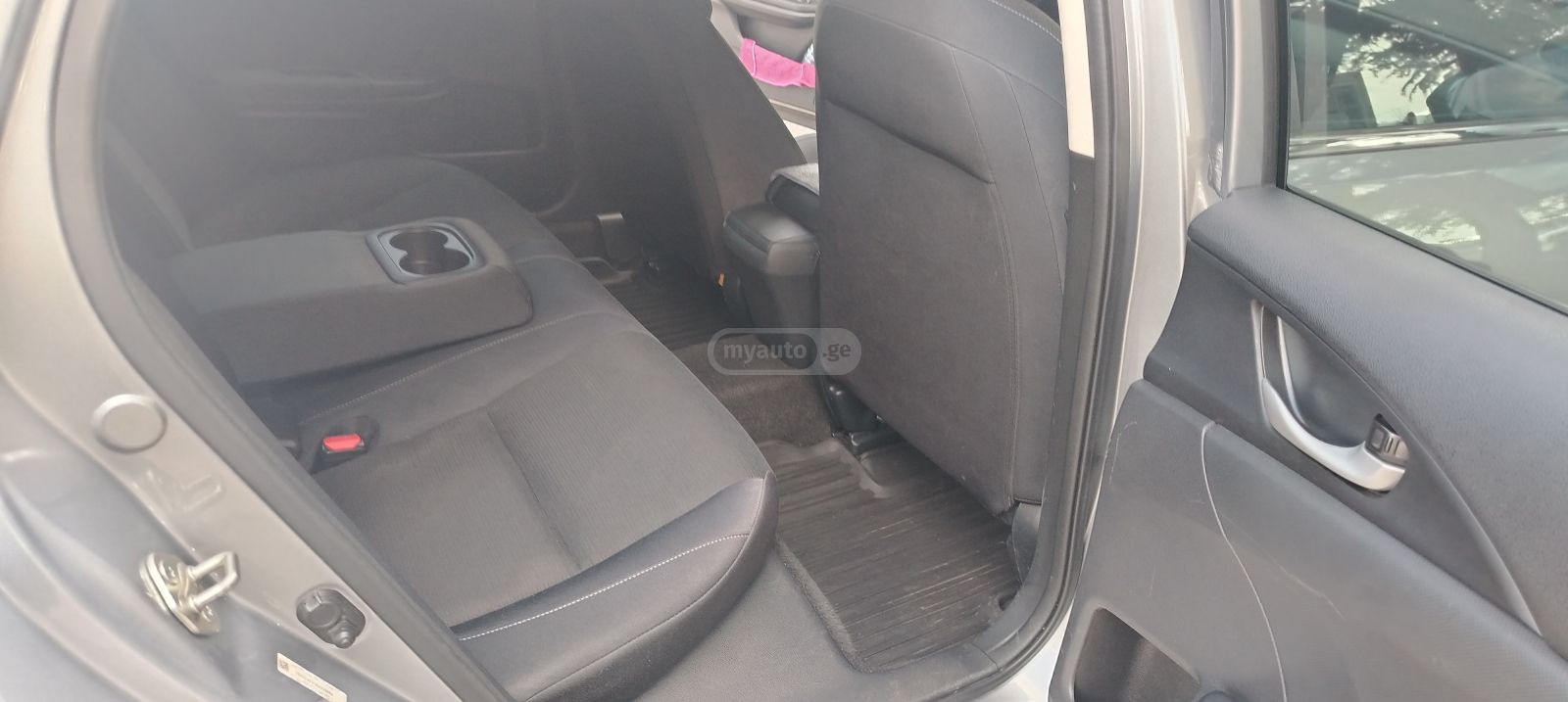 Honda Insight - фото 9