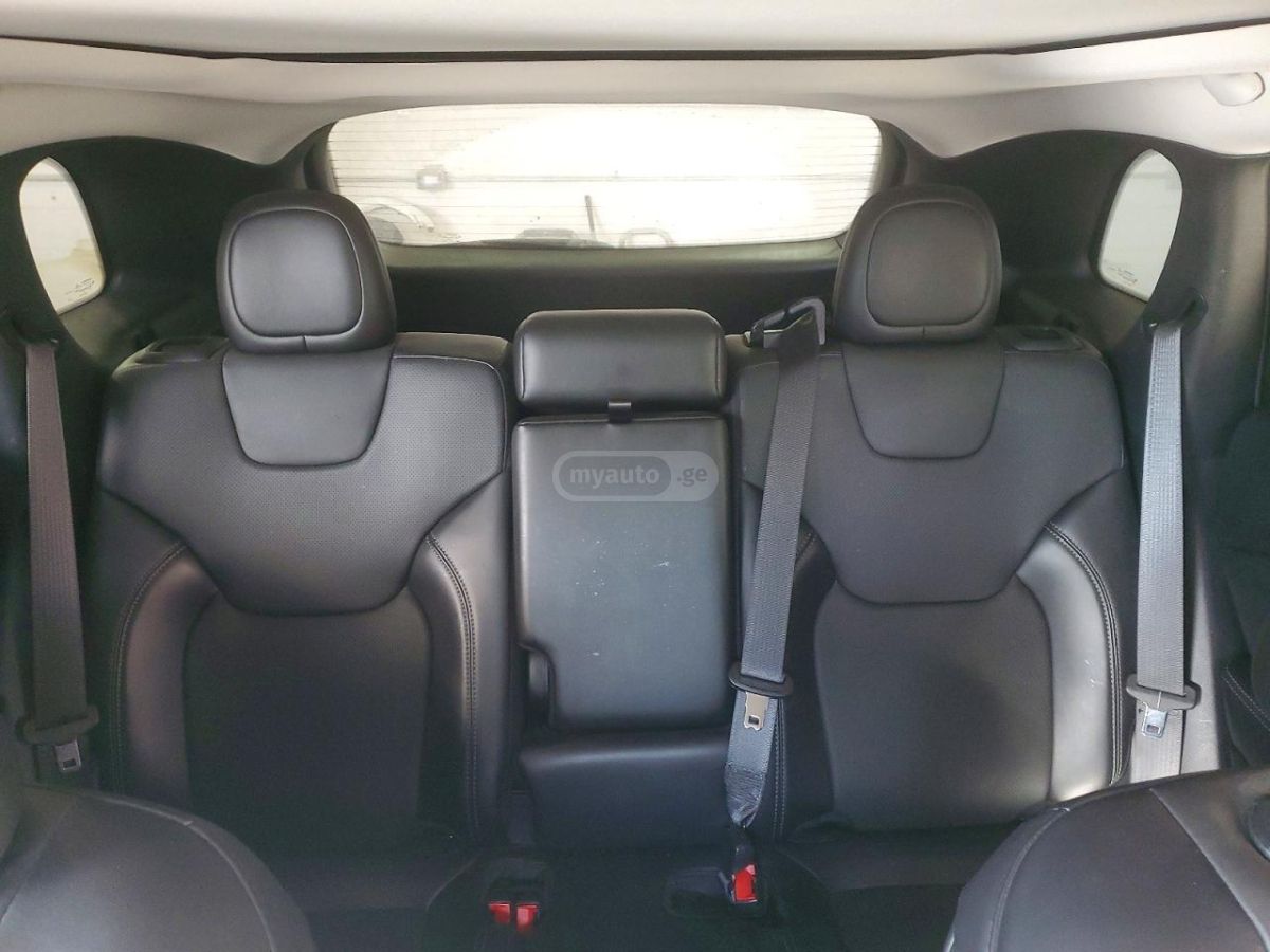 Jeep Cherokee - фото 10