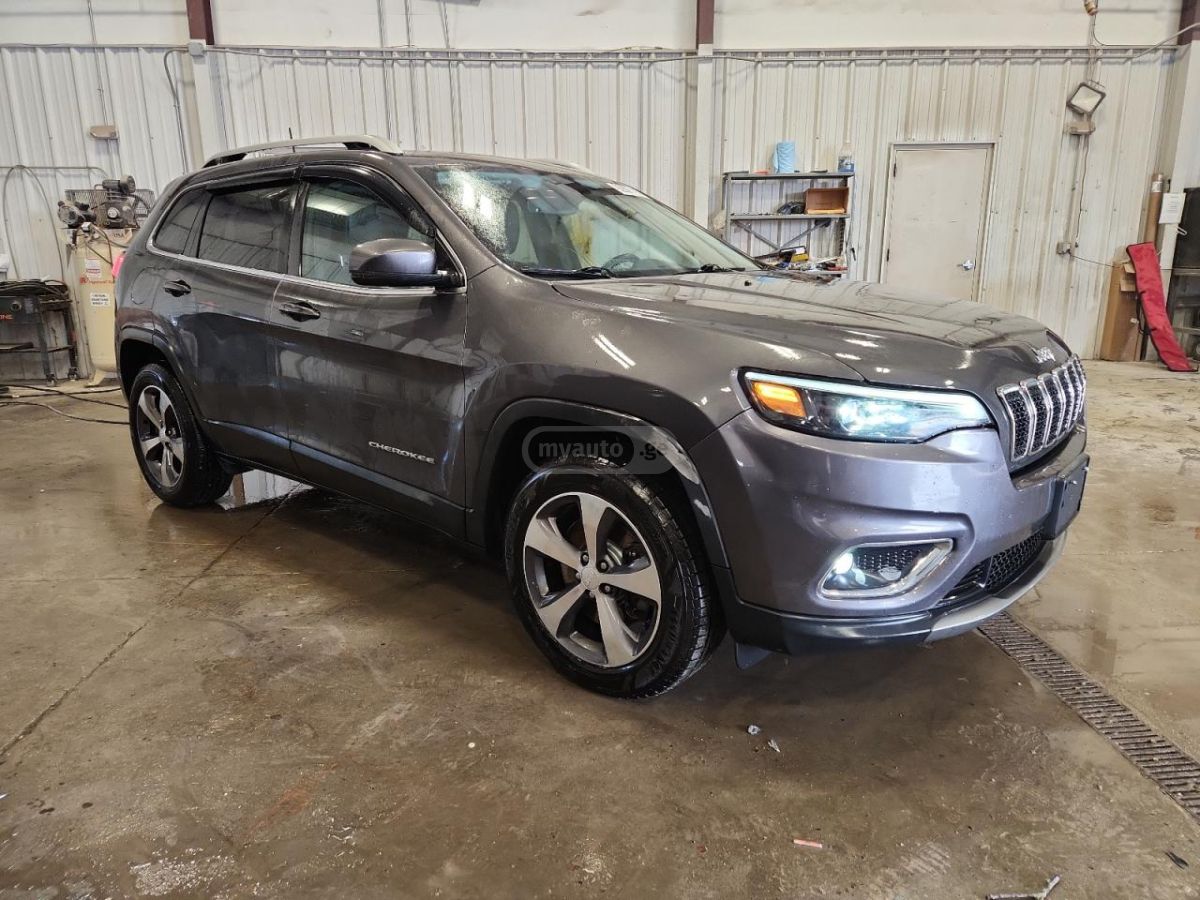 Jeep Cherokee - фото 4