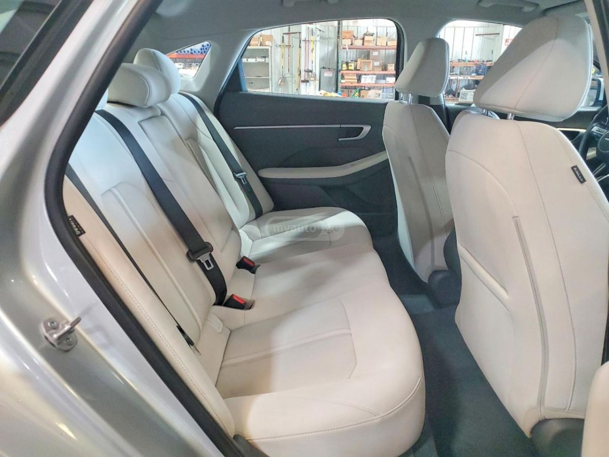Hyundai Sonata 2025 — миниатюра 10