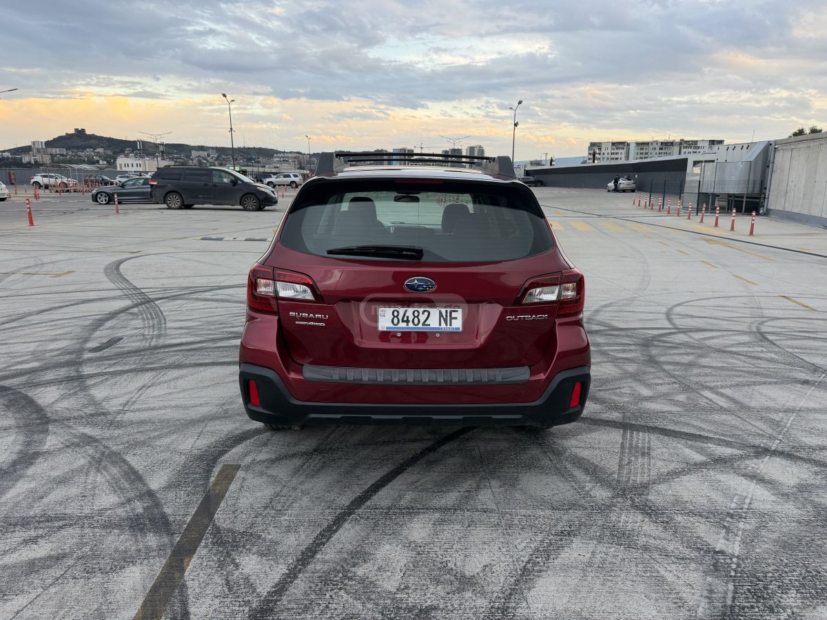 Subaru Outback - фото 6
