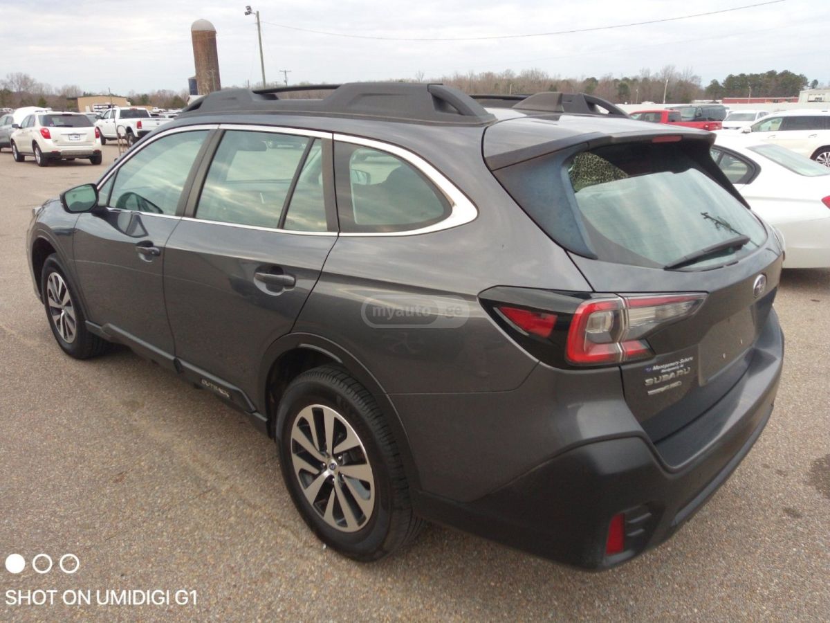 Subaru Outback - фото 3
