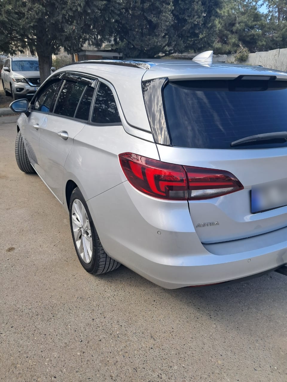 Opel Astra - фото 4