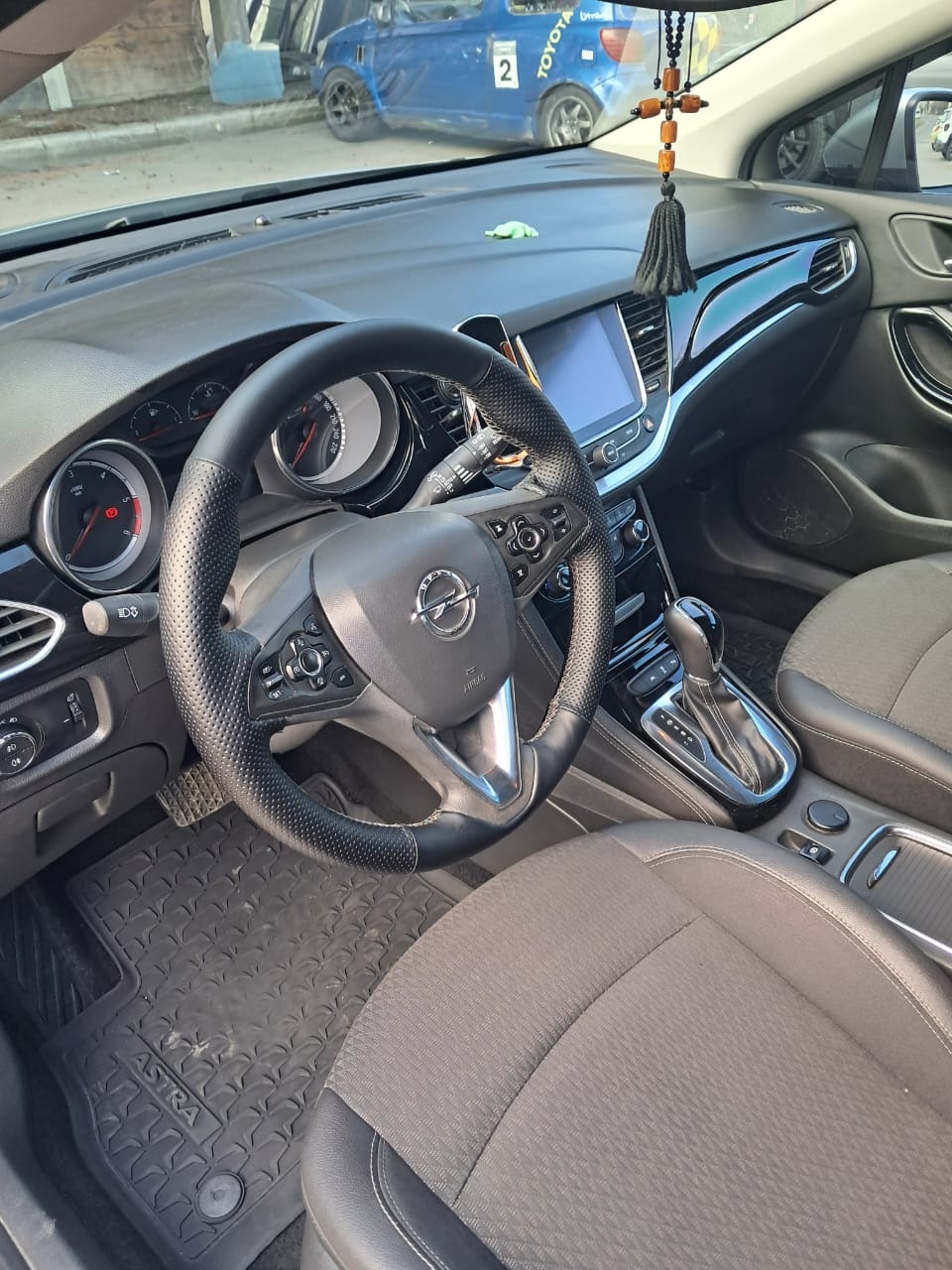 Opel Astra - фото 6