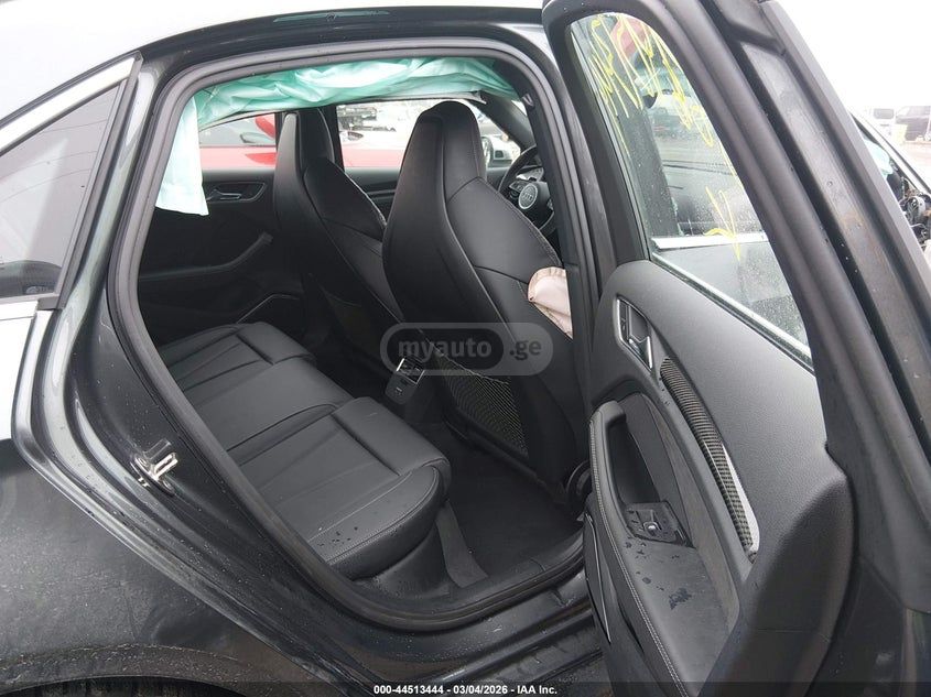 Audi RS3 - фото 8