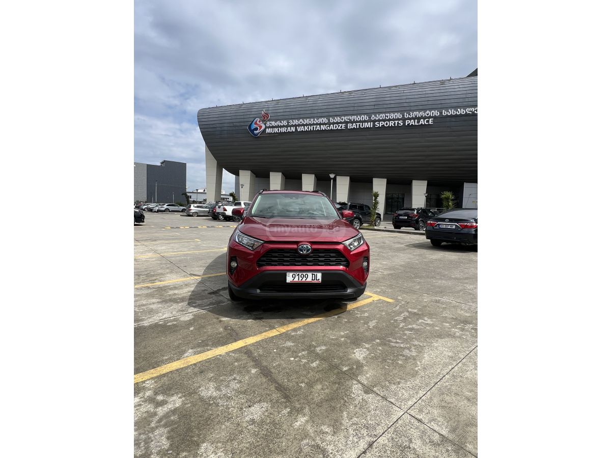 Toyota RAV 4 - фото 2