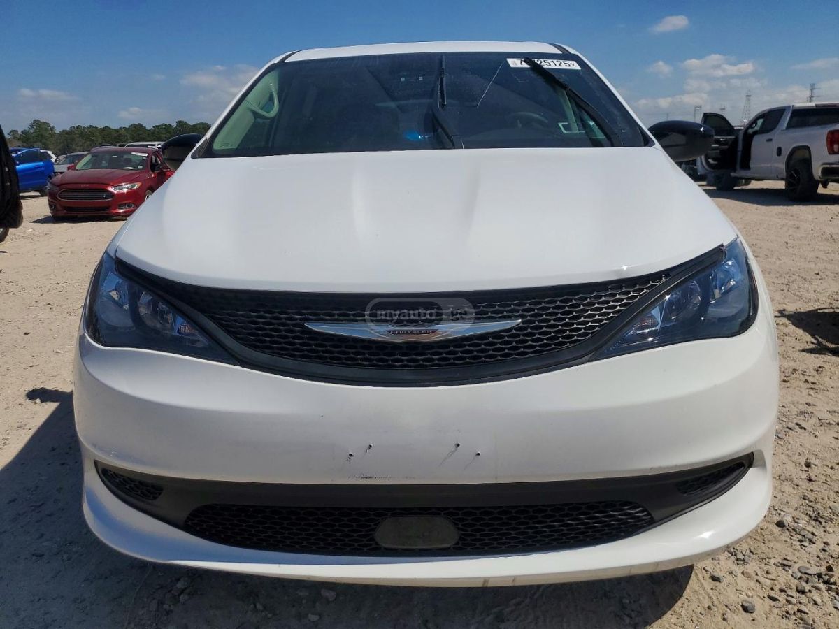 Chrysler Voyager 2024 — миниатюра 5