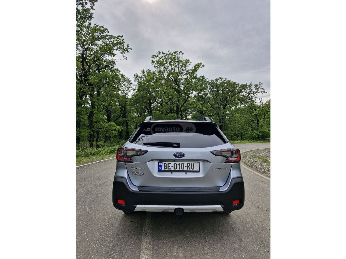 Subaru Outback - фото 2