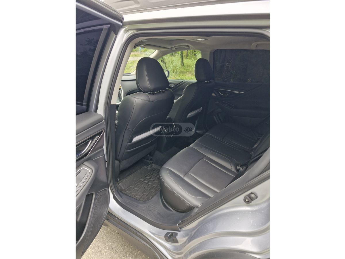 Subaru Outback - фото 9