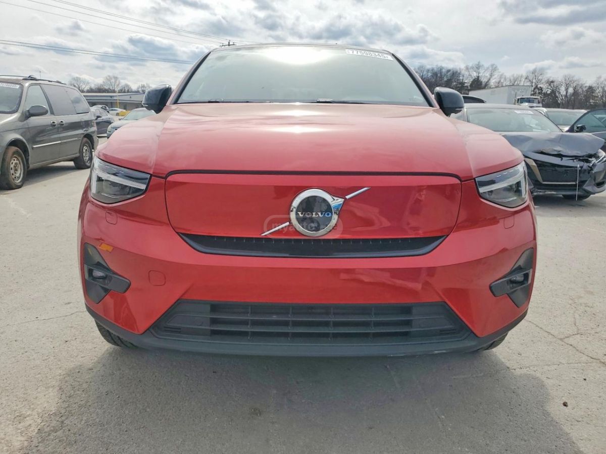 Volvo C40 2025 — миниатюра 1