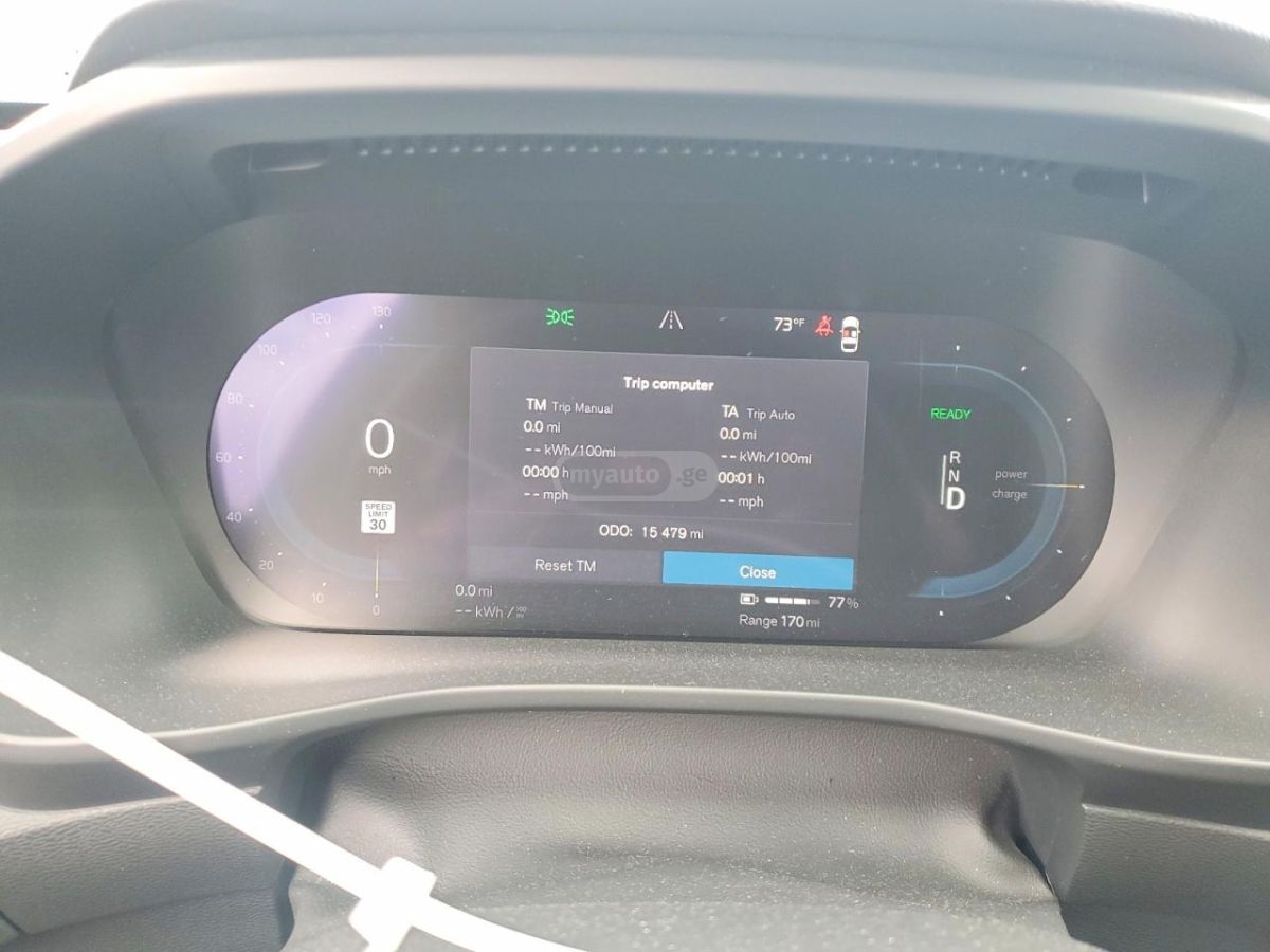 Volvo C40 2025 — миниатюра 7