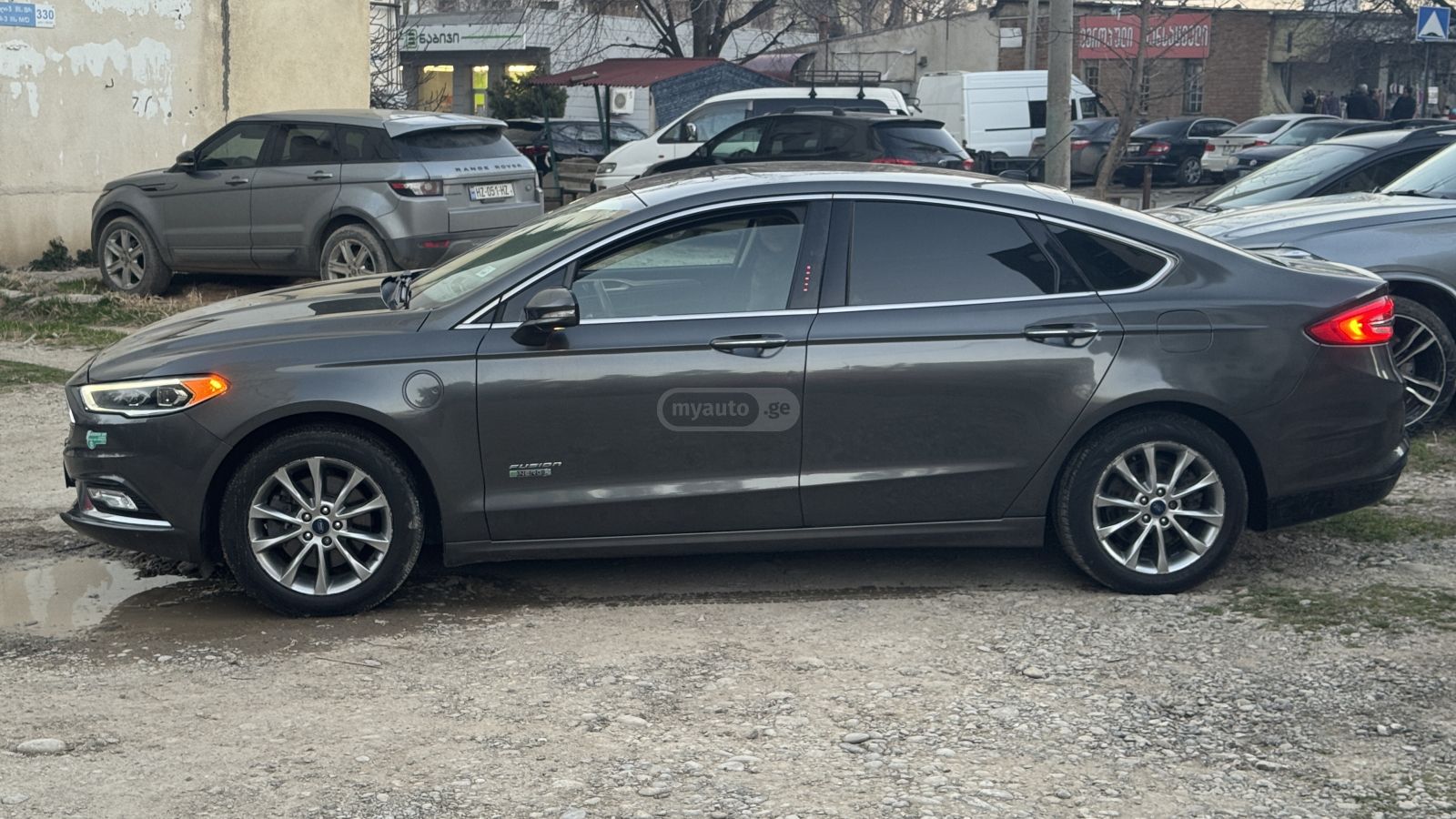 Ford Fusion - фото 15