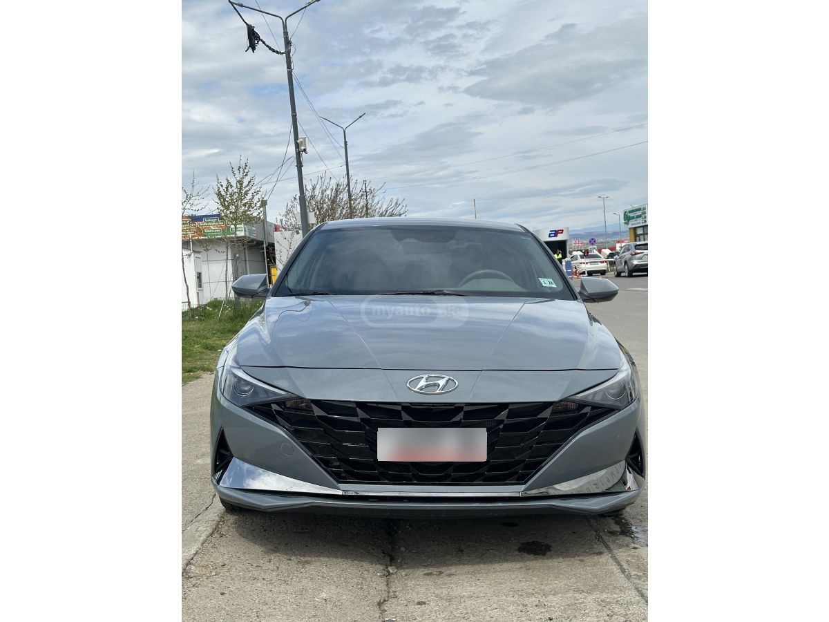 Hyundai Elantra - фото 9