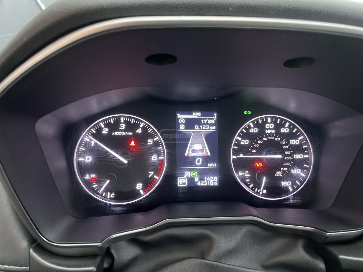 Subaru Touring 4dr All-Wheel Drive CV — миниатюра 10