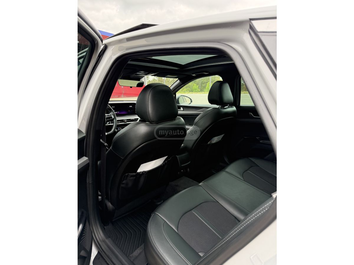 Kia K5 - фото 10