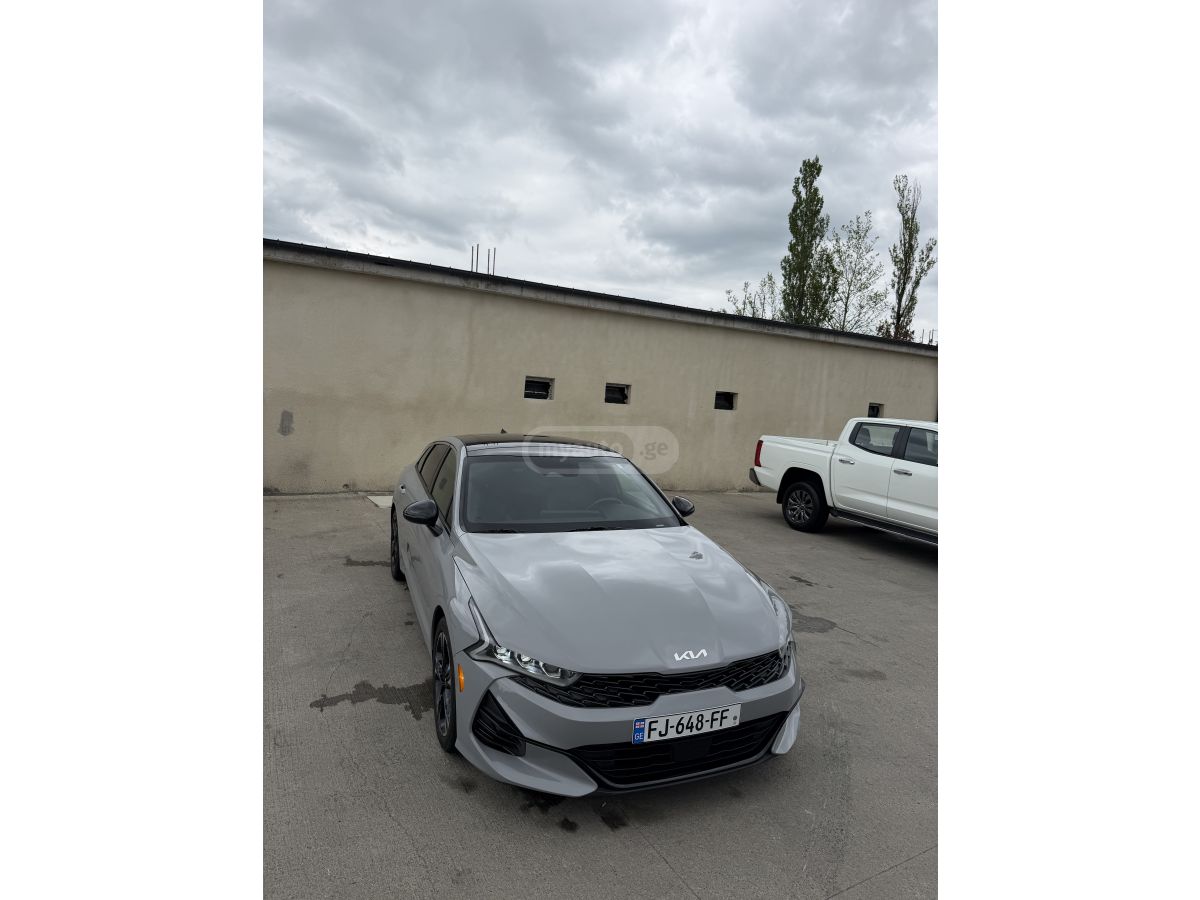Kia K5 - фото 4
