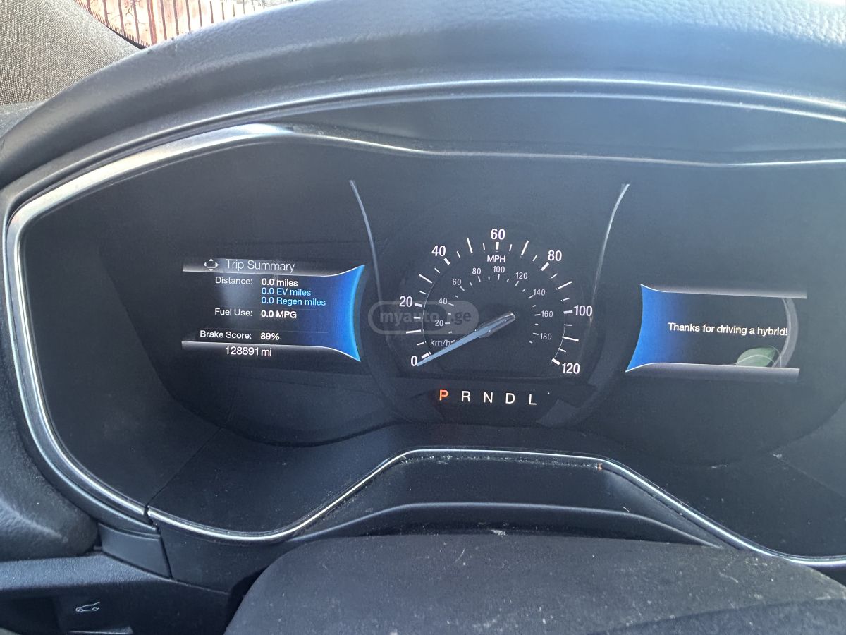 Ford Fusion - фото 5