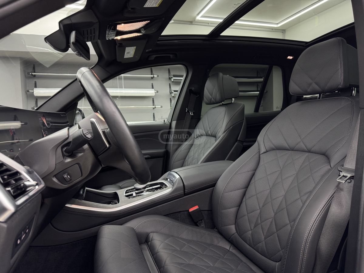 BMW  — миниатюра 15