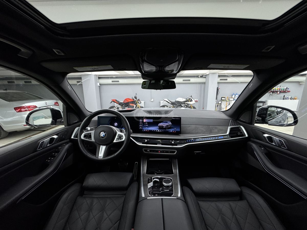 BMW  — миниатюра 5