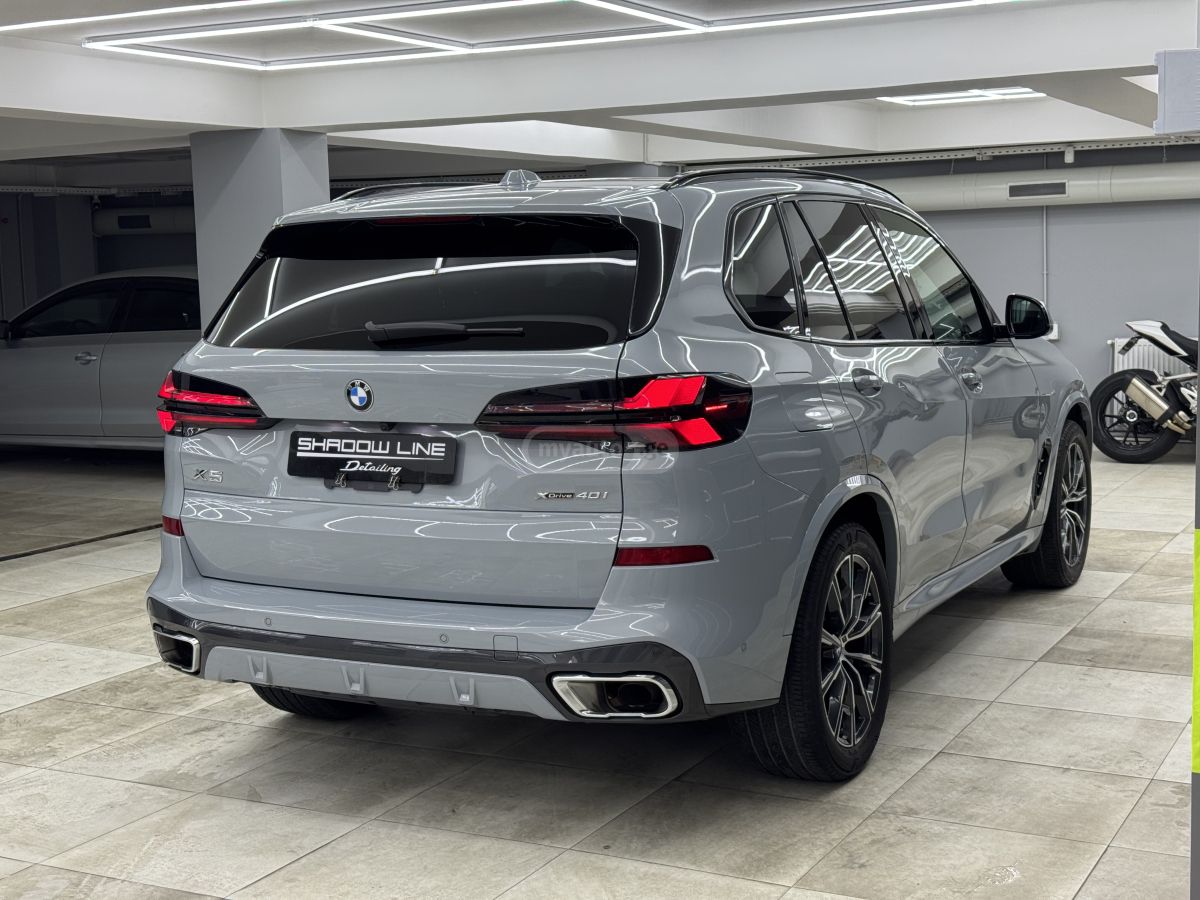 BMW  — миниатюра 8