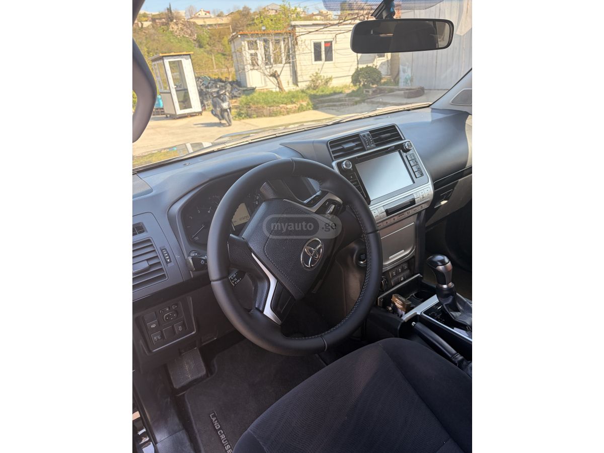 Toyota Land Cruiser Prado - фото 5