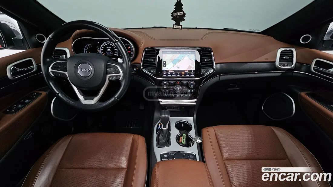 Jeep Grand Cherokee - фото 7