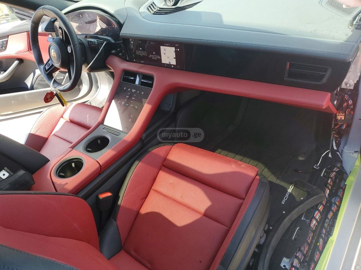 Porsche Taycan 4 S - фото 3
