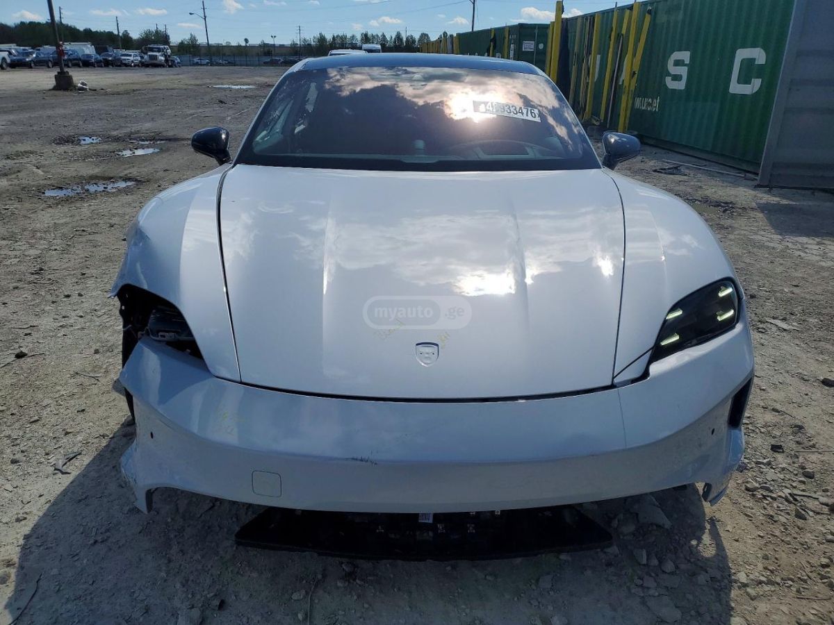 Porsche Taycan 4 S - фото 8