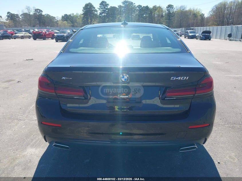 BMW 540 I XDRIVE 2023 — миниатюра 13