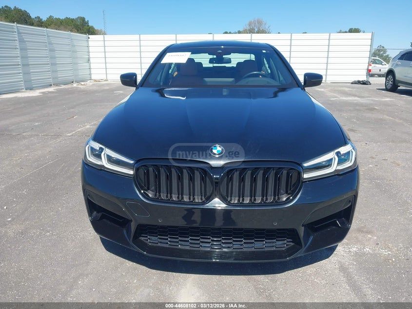 BMW 540 I XDRIVE 2023 — миниатюра 9