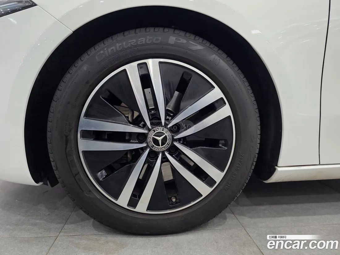 Mercedes-Benz A 45 AMG 2022 — миниатюра 5