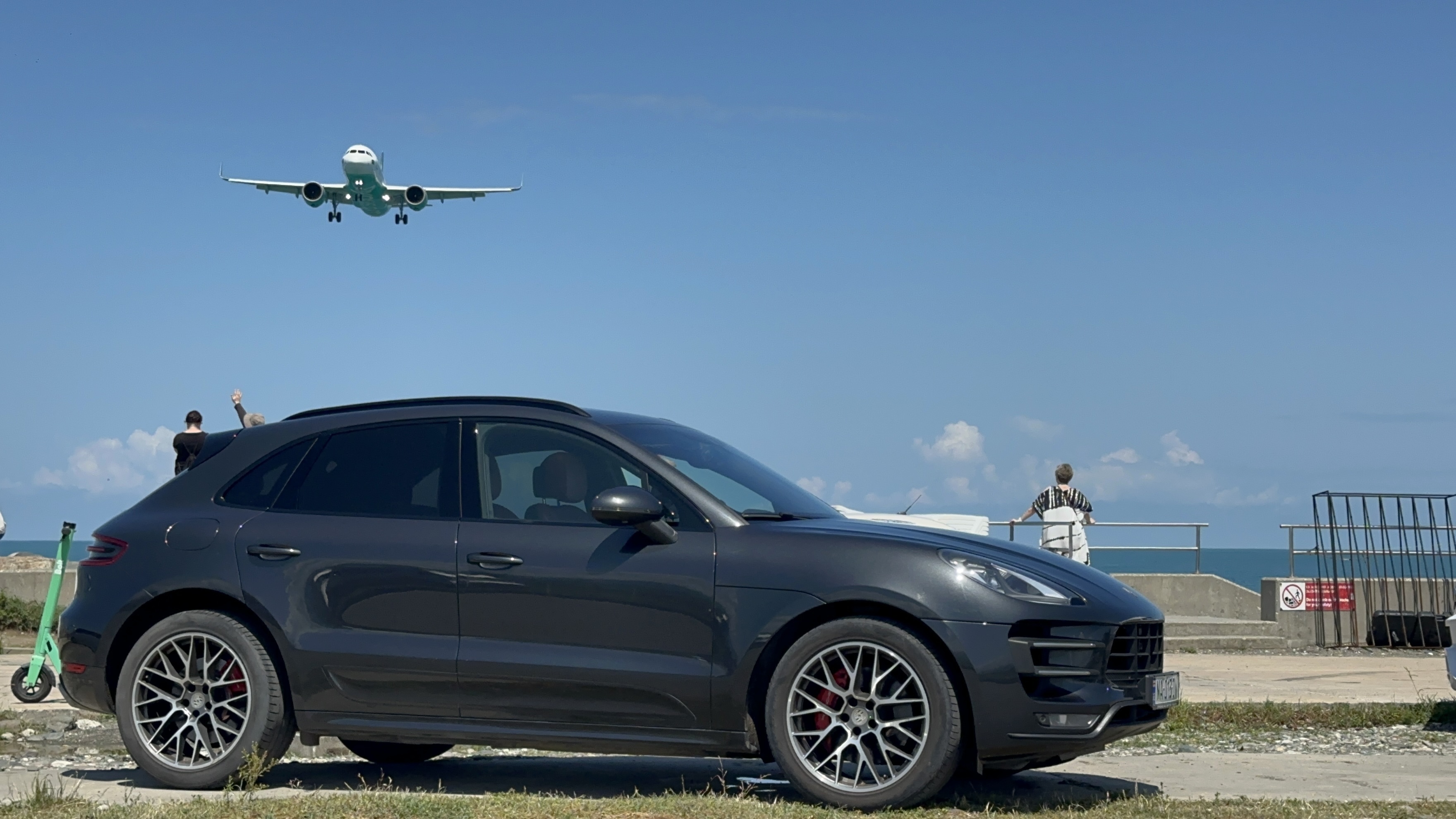 Porsche Macan - фото 1