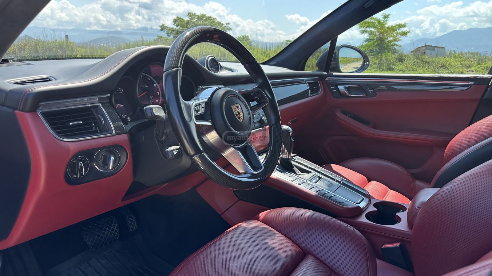 Porsche Macan - фото 3