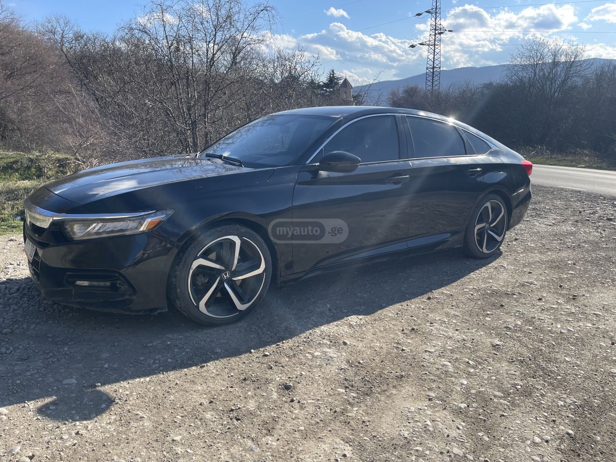 Honda Accord - фото 2