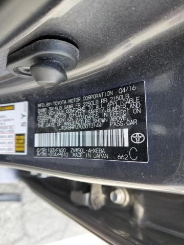 Toyota Prius - фото 6