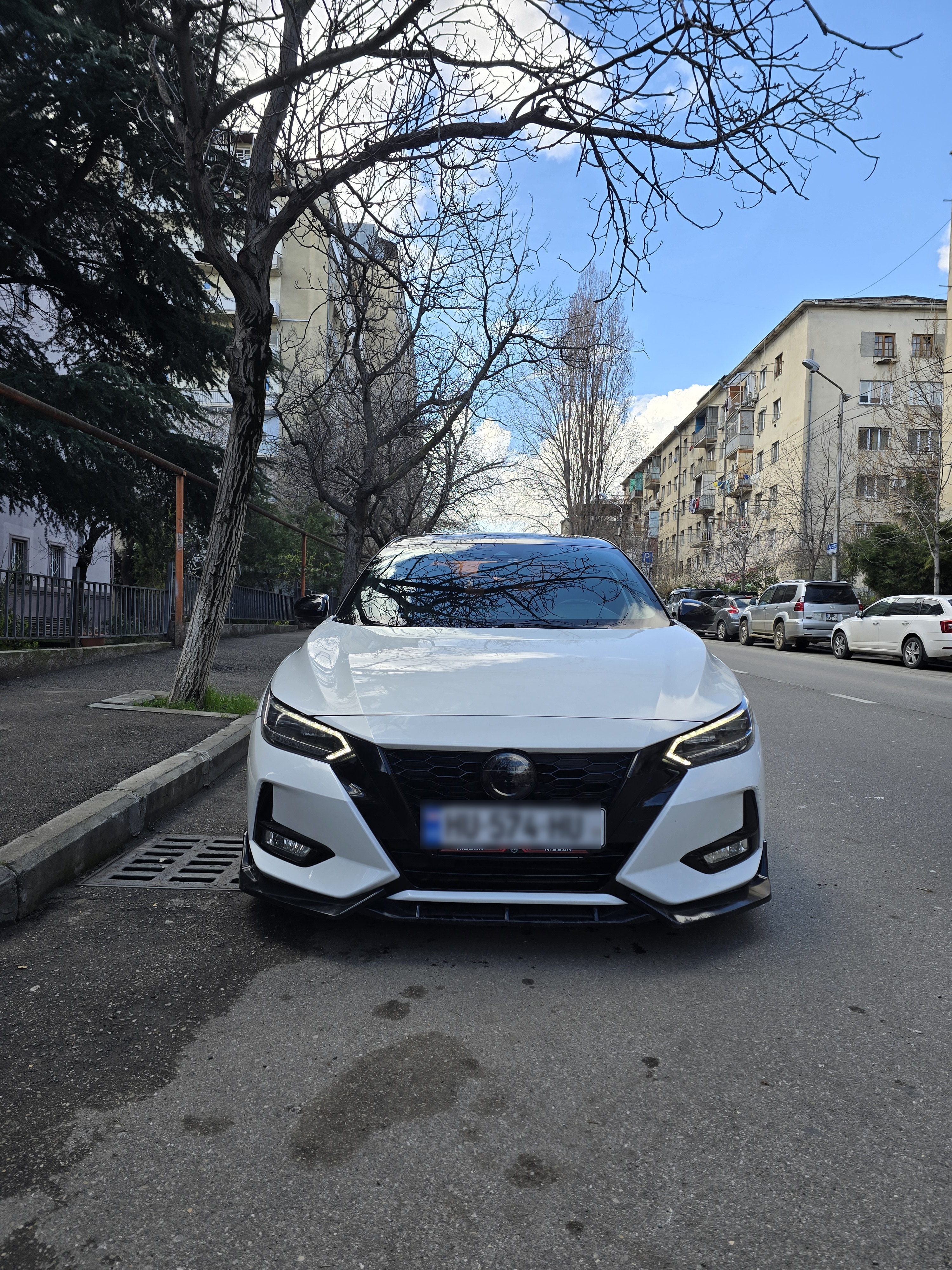 Nissan Sentra - фото 1