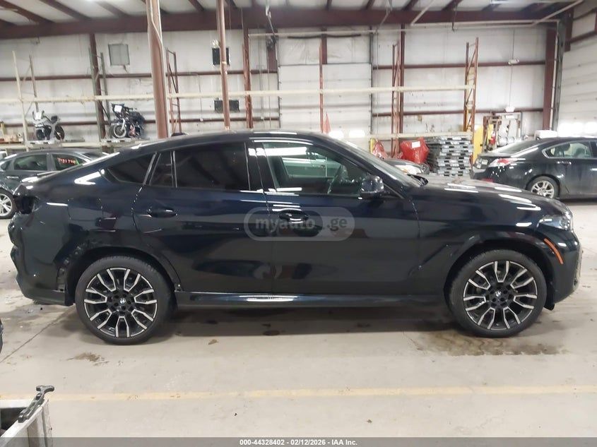 BMW X6 2025 — миниатюра 13