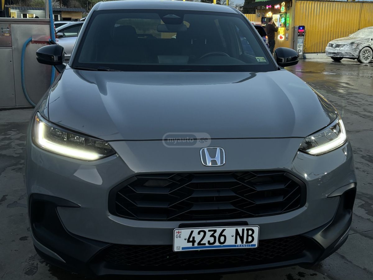 Honda HR-V - фото 1