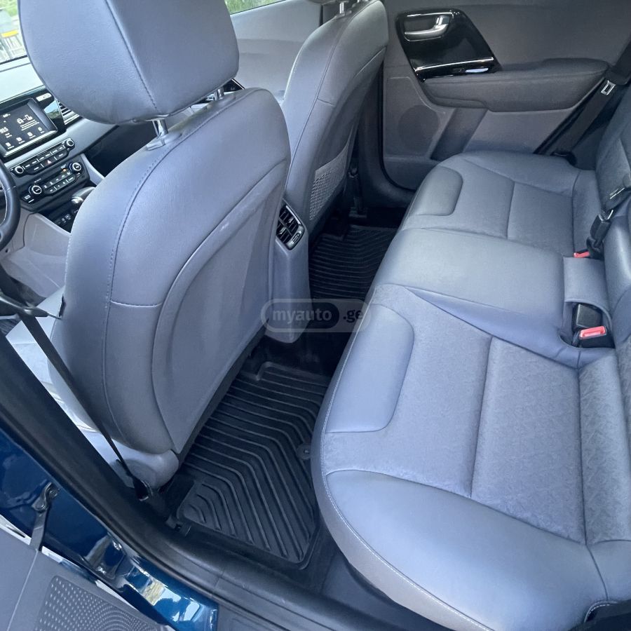 Kia Niro - фото 12