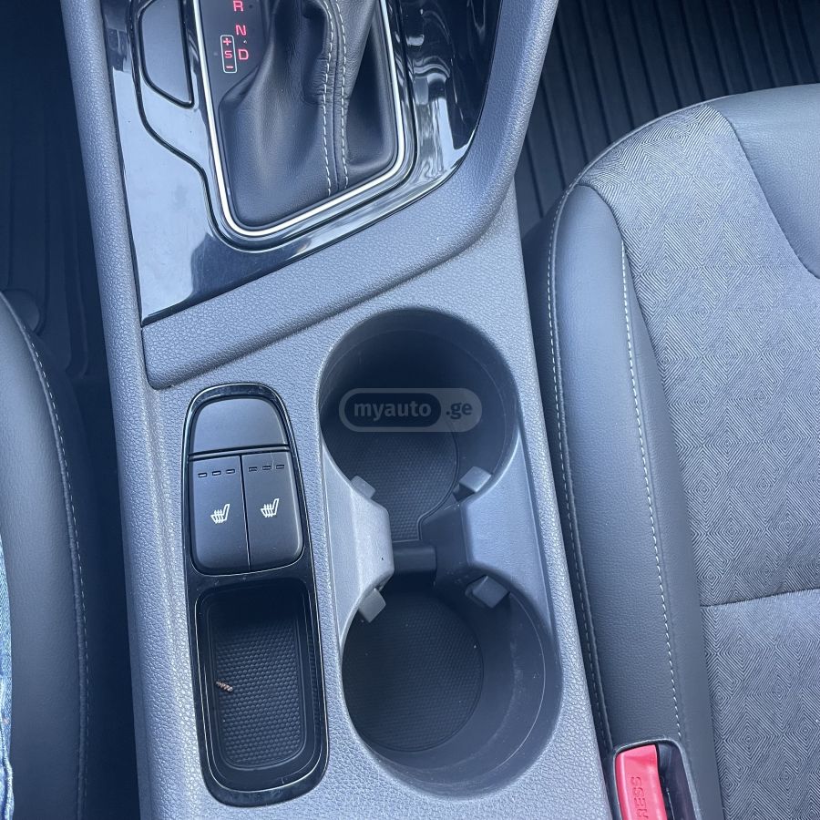 Kia Niro - фото 14