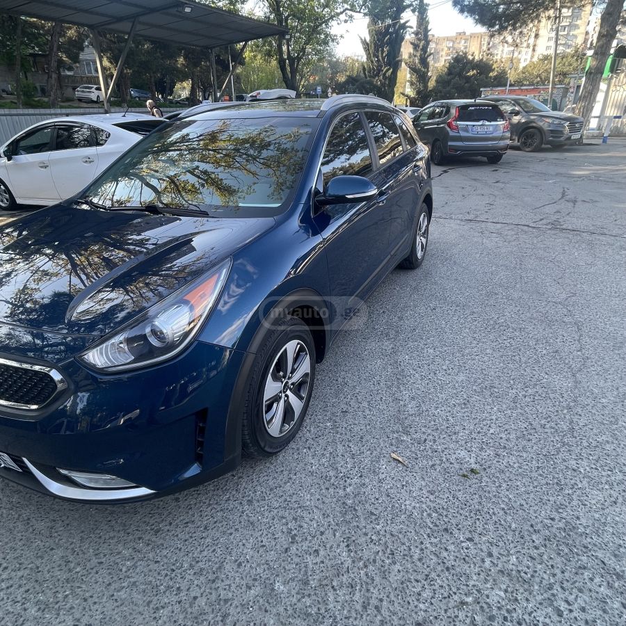 Kia Niro - фото 2