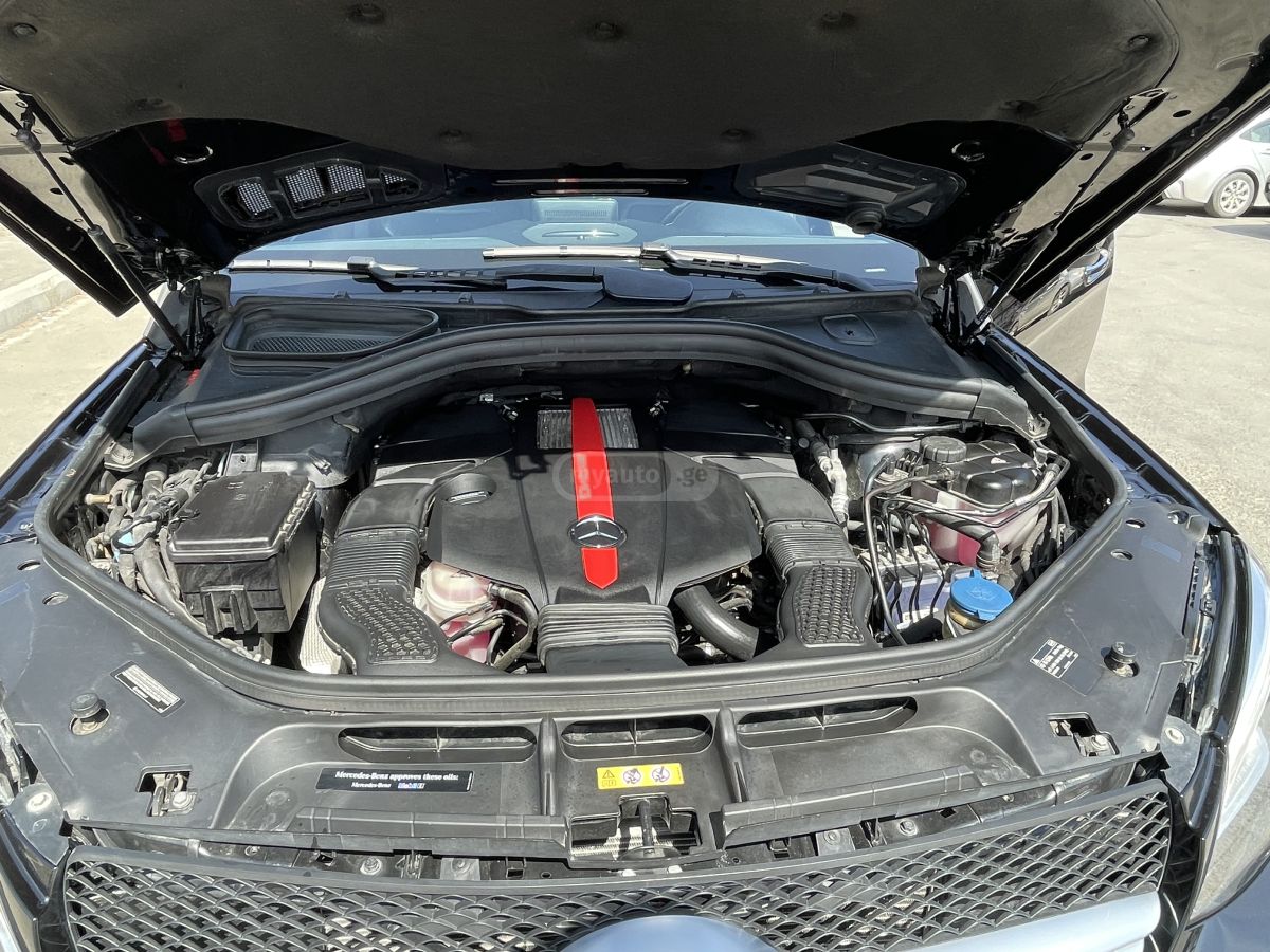 Mercedes-Benz GLE 43 AMG - фото 10