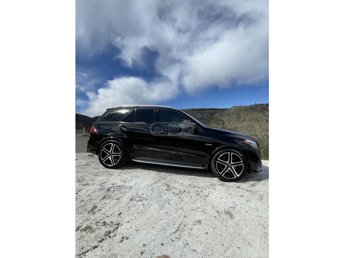 Mercedes-Benz GLE 43 AMG - фото 7