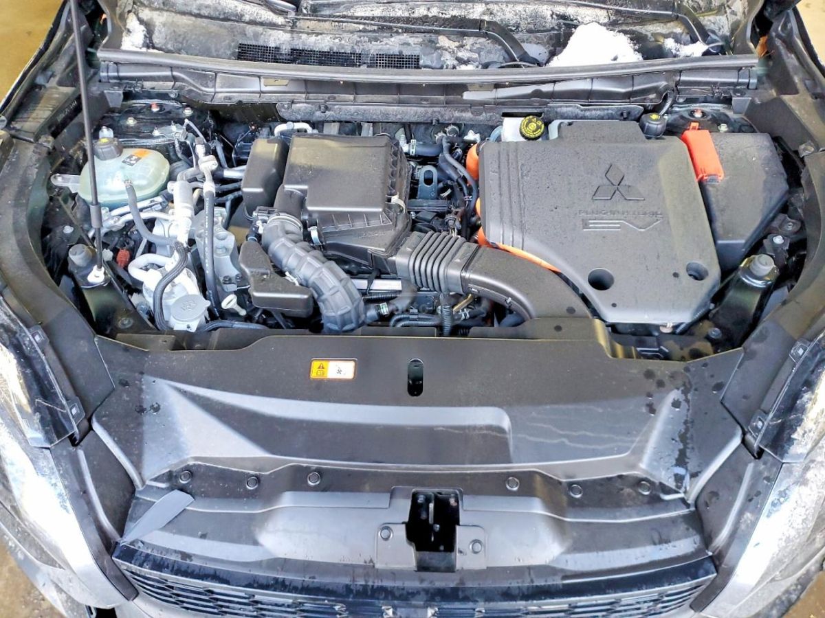 Mitsubishi Outlander 2025 — миниатюра 5