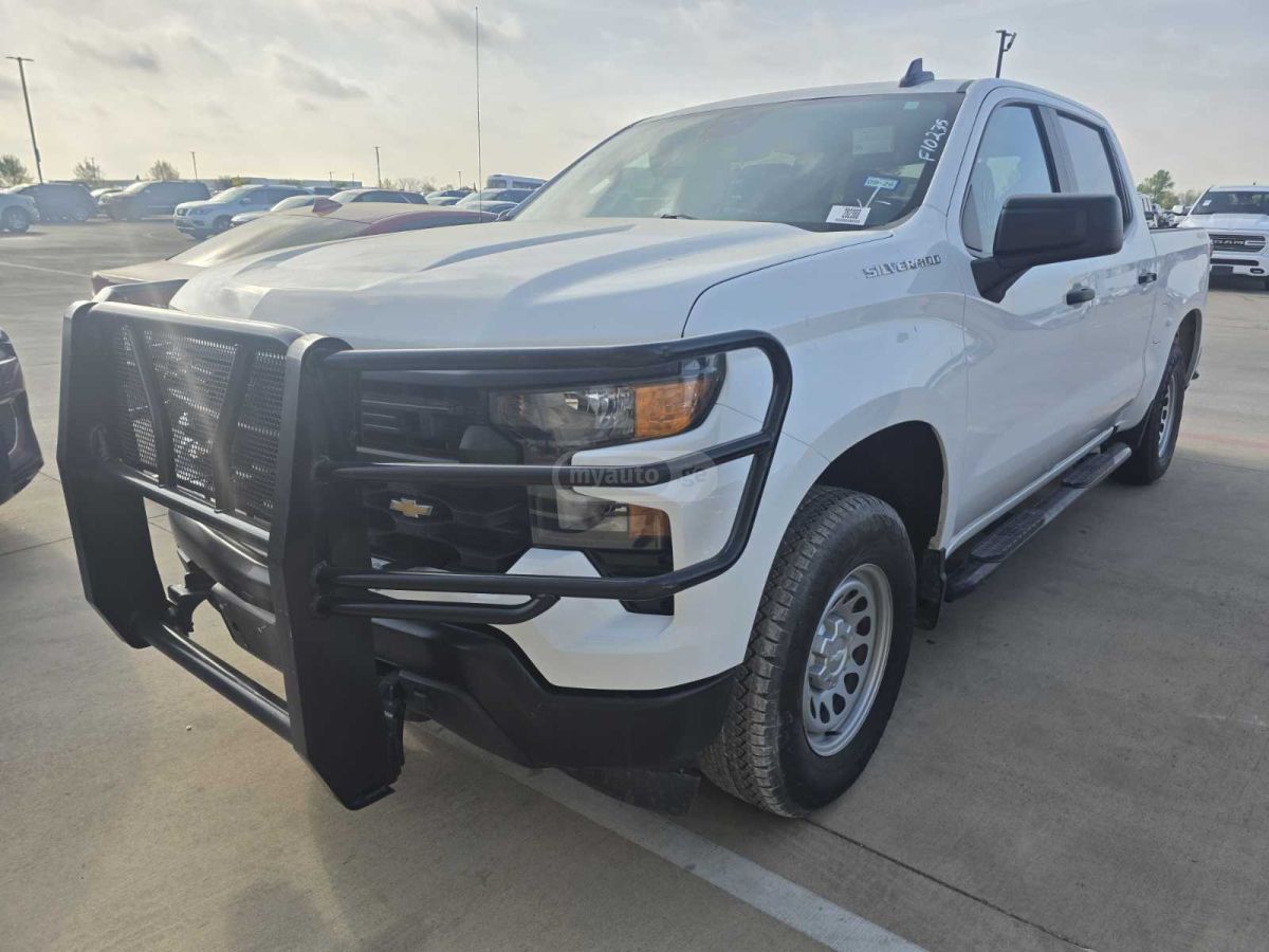 Chevrolet Silverado - фото 1