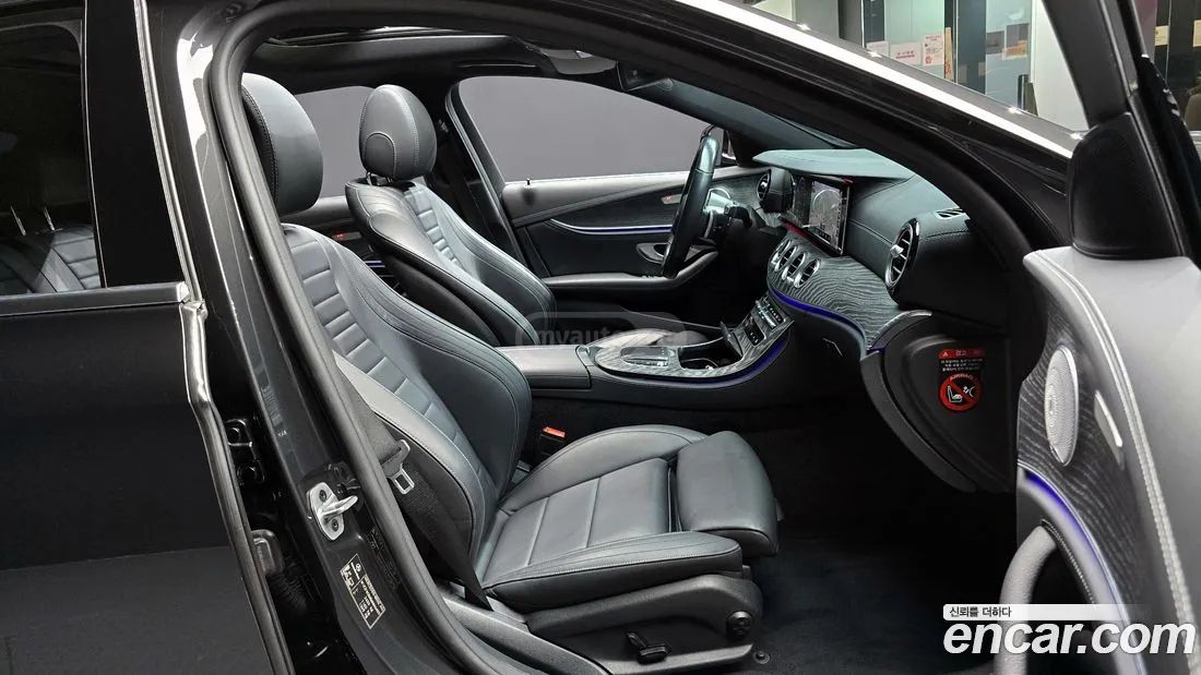 Mercedes-Benz E53 AMG - фото 10