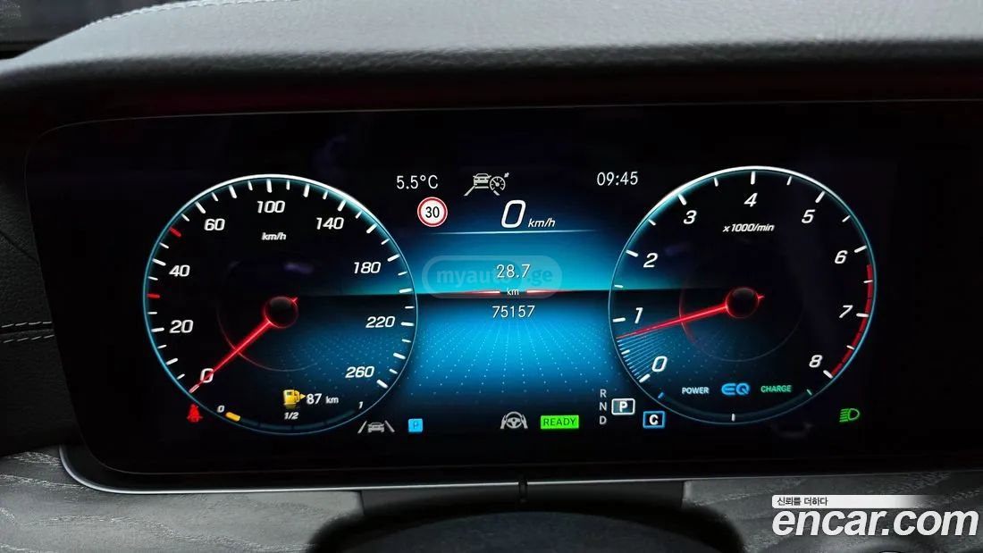 Mercedes-Benz E53 AMG - фото 8