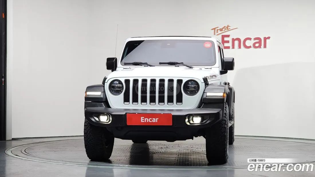 Jeep Wrangler - фото 3