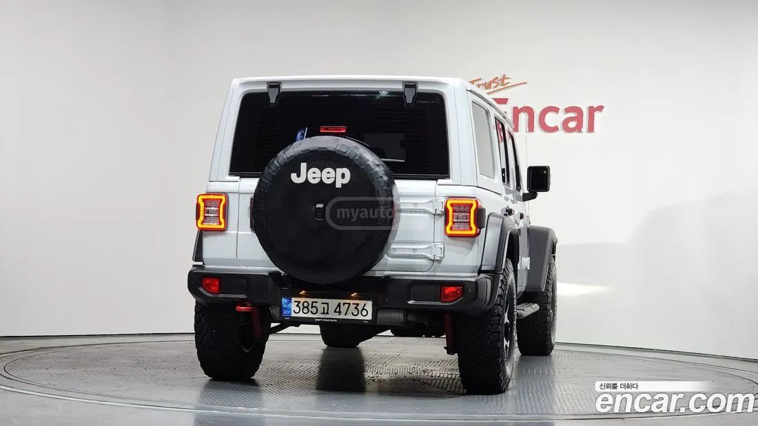 Jeep Wrangler - фото 4